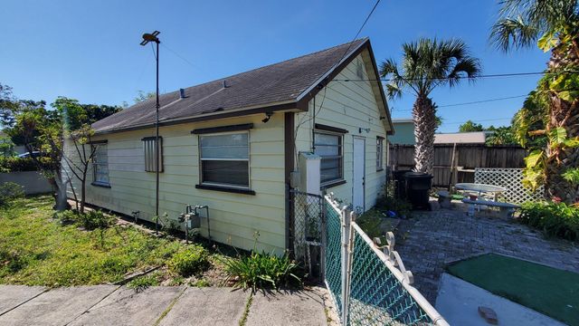 801 S C Street, Lake Worth Beach, FL 33460