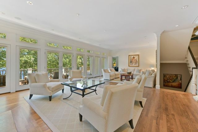 37 Shoestring Bay Road, Mashpee, MA 02649