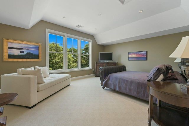 37 Shoestring Bay Road, Mashpee, MA 02649