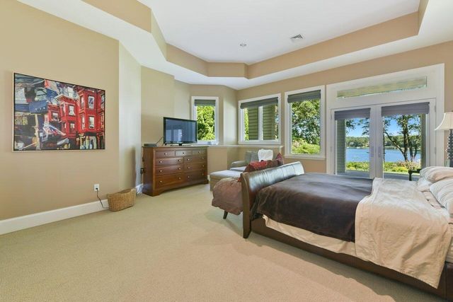 37 Shoestring Bay Road, Mashpee, MA 02649