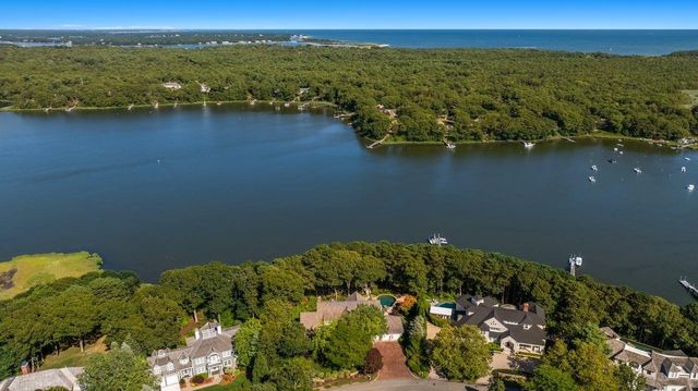 37 Shoestring Bay Road, Mashpee, MA 02649
