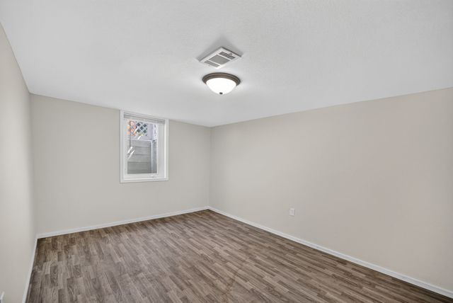 2204 32nd Street, Des Moines, IA 50310