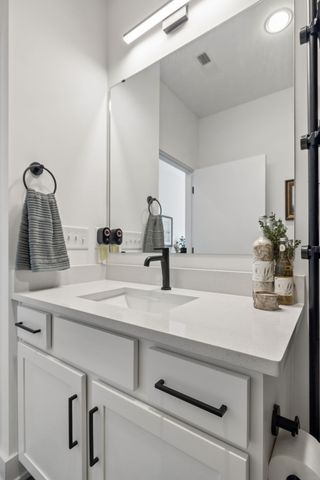1100 Sunnymeade Dr Unit 114, Nashville, TN 37216