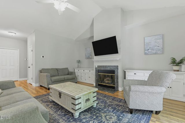 384 Hubert Herndon Road, Chapel Hill, NC 27516