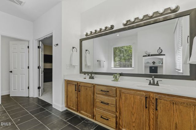 384 Hubert Herndon Road, Chapel Hill, NC 27516
