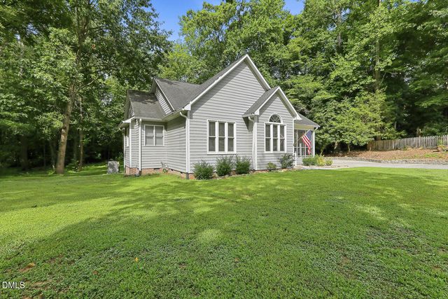 384 Hubert Herndon Road, Chapel Hill, NC 27516