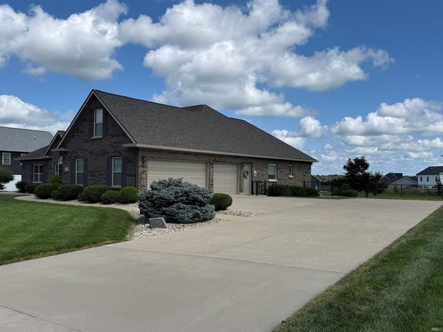 1109 S Deer Run, Ellettsville, IN 47429
