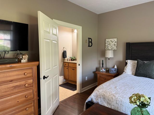 1109 S Deer Run, Ellettsville, IN 47429