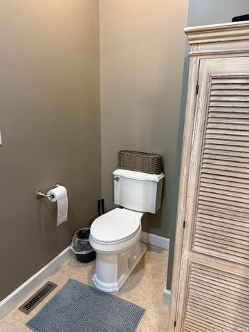 1109 S Deer Run, Ellettsville, IN 47429