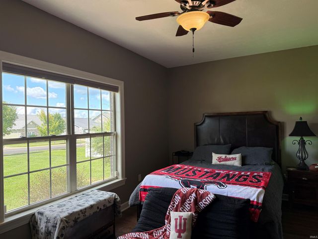 1109 S Deer Run, Ellettsville, IN 47429