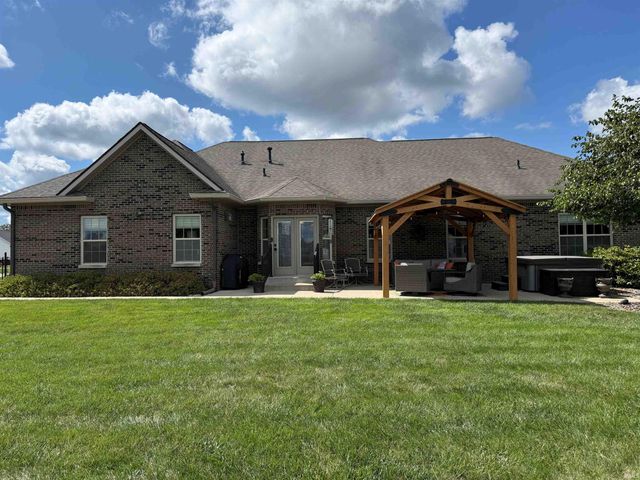1109 S Deer Run, Ellettsville, IN 47429