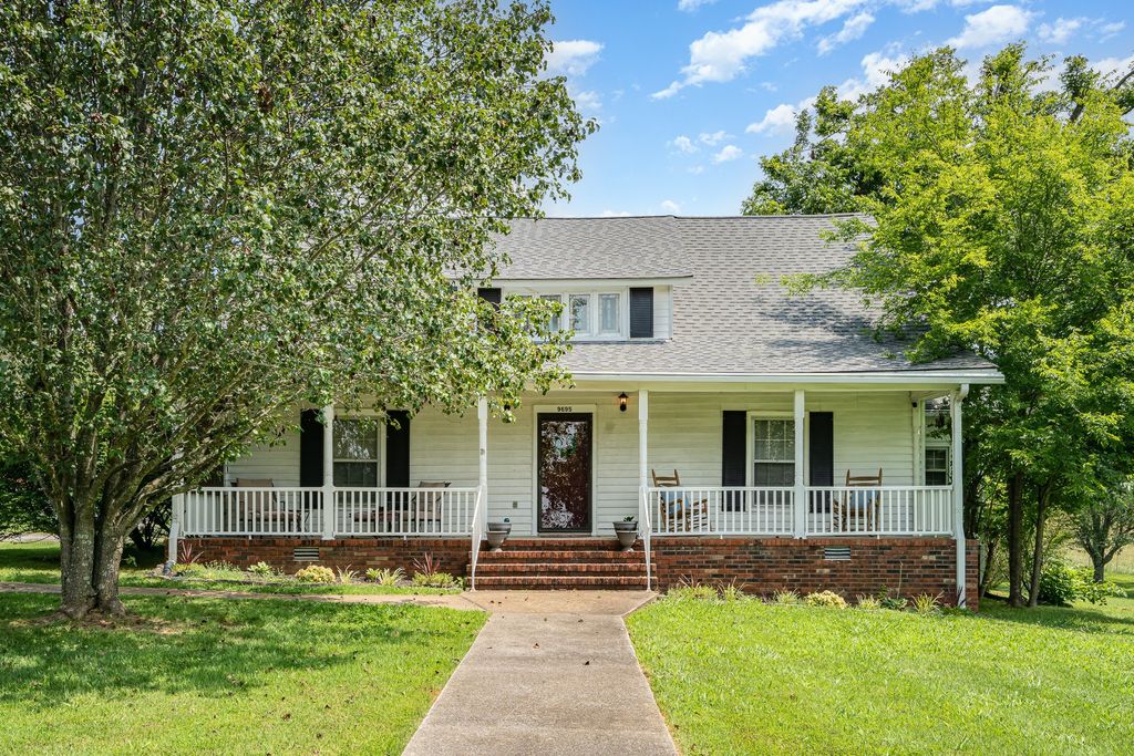 9695 Stewarts Ferry Pike, Lebanon, TN 37090