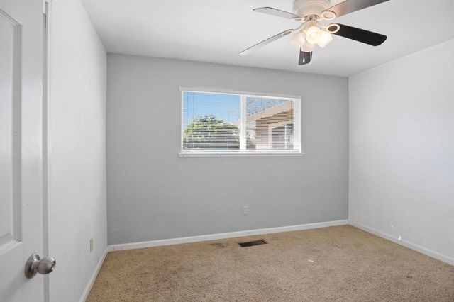 1409 Stonum Rd, Modesto, CA 95351