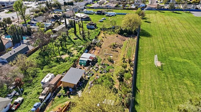 1409 Stonum Rd, Modesto, CA 95351