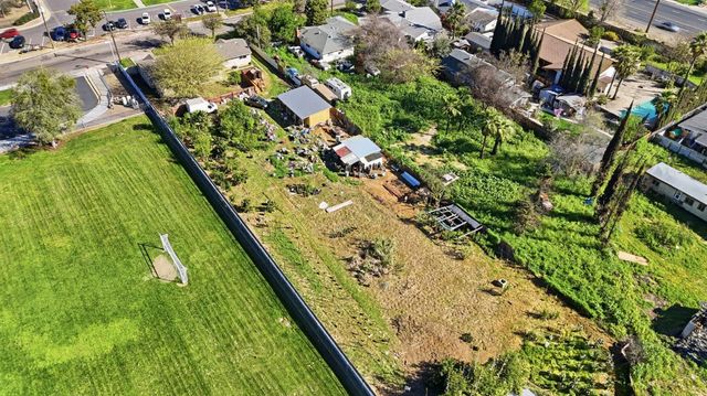 1409 Stonum Rd, Modesto, CA 95351