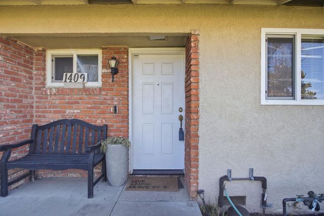 1409 Stonum Rd, Modesto, CA 95351