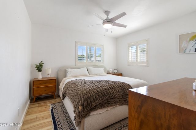 2534 E MEADOWBROOK Avenue, Phoenix, AZ 85016