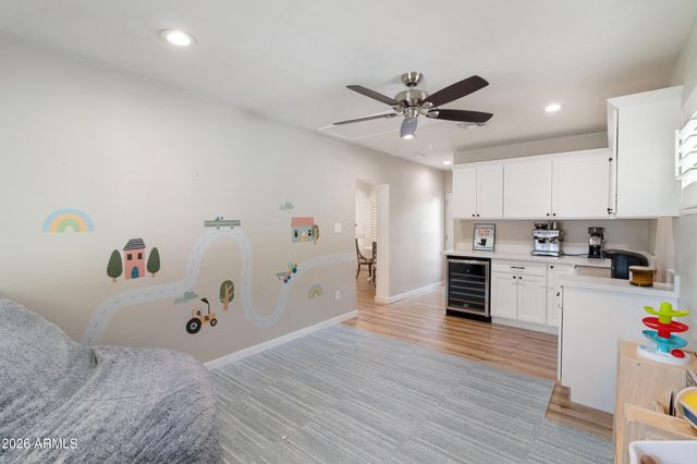 2534 E MEADOWBROOK Avenue, Phoenix, AZ 85016
