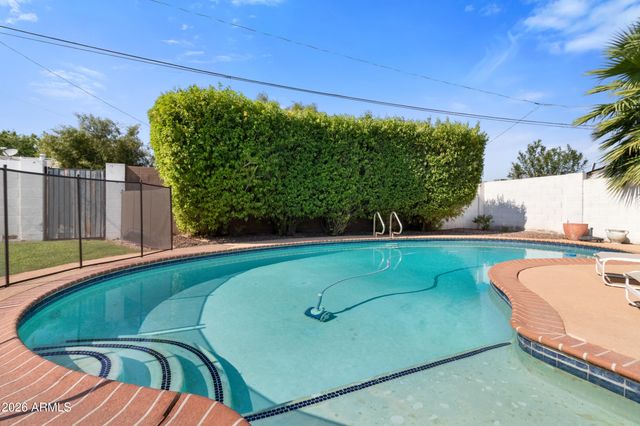 2534 E MEADOWBROOK Avenue, Phoenix, AZ 85016