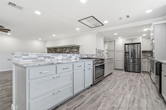 17501 W 151st Street S, Kellyville, OK 74039