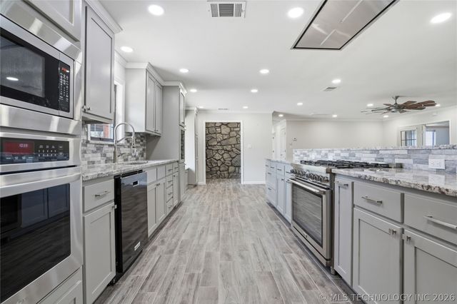 17501 W 151st Street S, Kellyville, OK 74039