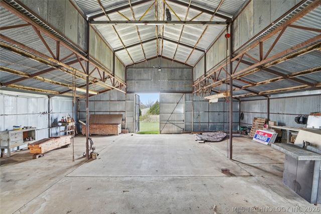 17501 W 151st Street S, Kellyville, OK 74039