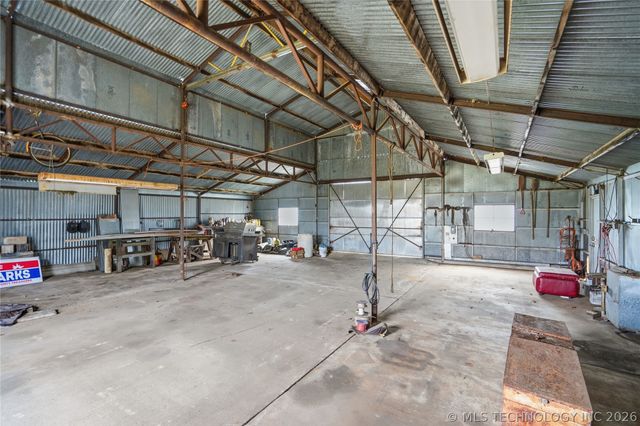 17501 W 151st Street S, Kellyville, OK 74039