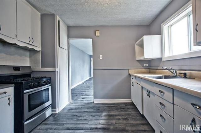 1937 Johnson Street, South Bend, IN 46628