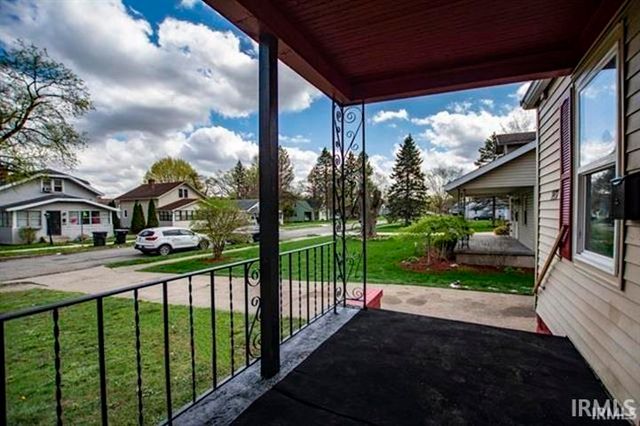 1937 Johnson Street, South Bend, IN 46628