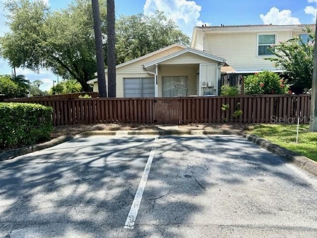 14607 PINE GLEN CIRCLE, Lutz, FL 33559