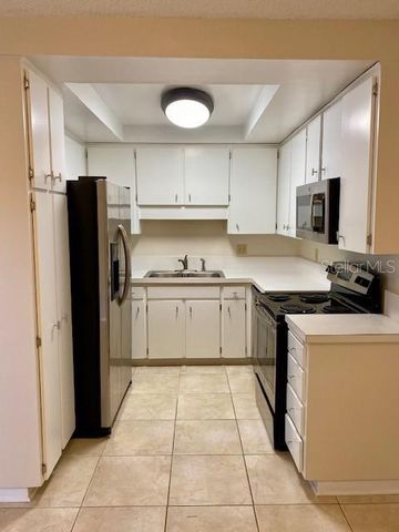 14607 PINE GLEN CIRCLE, Lutz, FL 33559