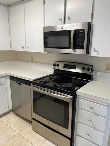 14607 PINE GLEN CIRCLE, Lutz, FL 33559