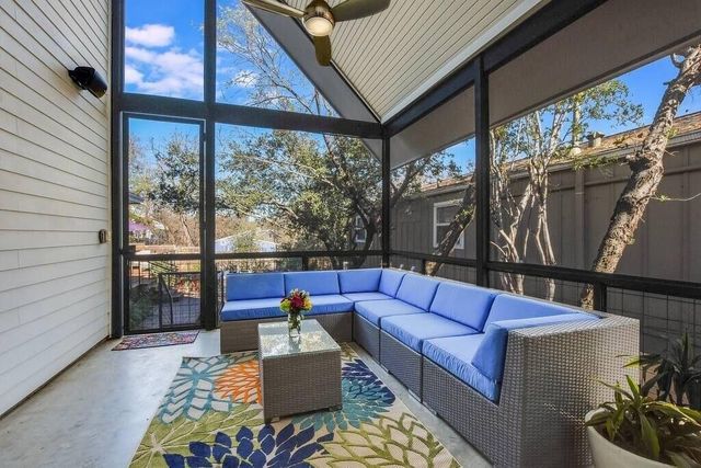 1802 W 10th ST, Austin, TX 78703