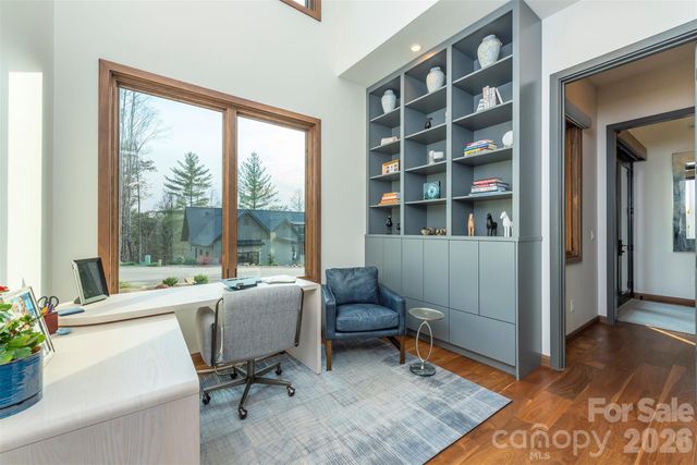 158 Riverbend Forest Drive, Asheville, NC 28805