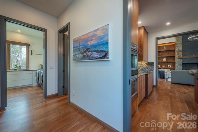 158 Riverbend Forest Drive, Asheville, NC 28805