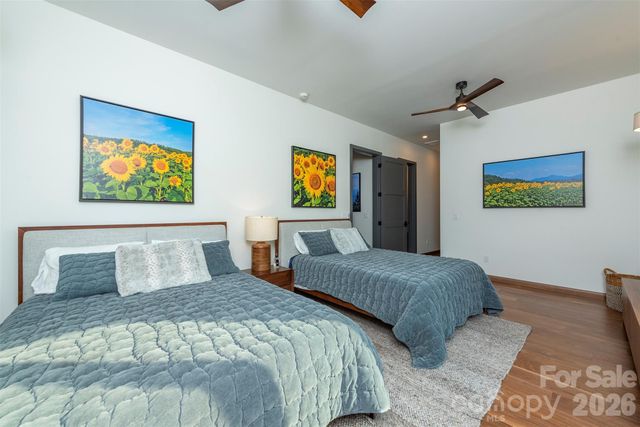 158 Riverbend Forest Drive, Asheville, NC 28805
