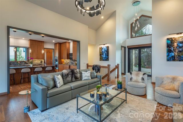 158 Riverbend Forest Drive, Asheville, NC 28805