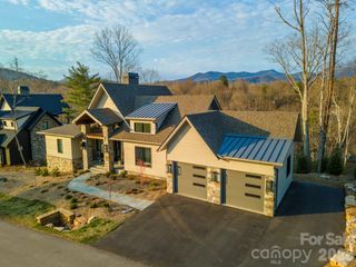 158 Riverbend Forest Drive, Asheville, NC 28805