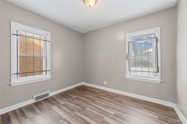 14774 Woodmont Avenue, Detroit, MI 48227