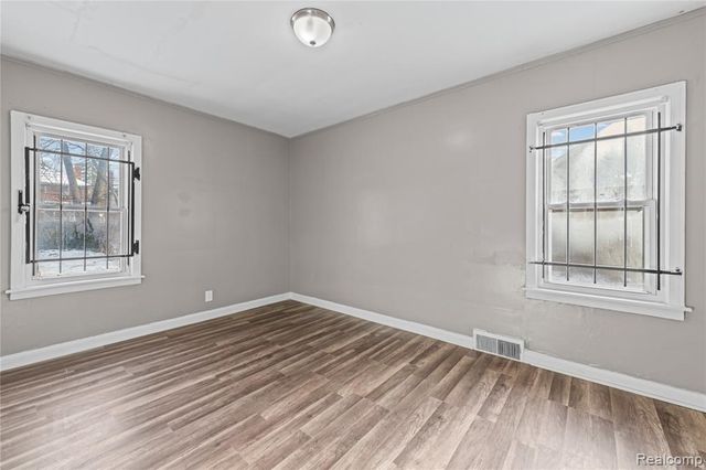 14774 Woodmont Avenue, Detroit, MI 48227