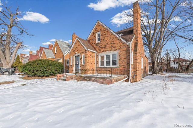 14774 Woodmont Avenue, Detroit, MI 48227