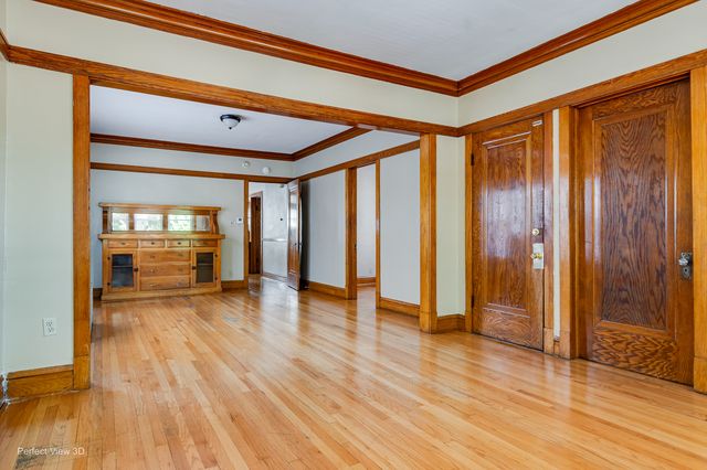 2452 N Menard Avenue, Chicago, IL 60639