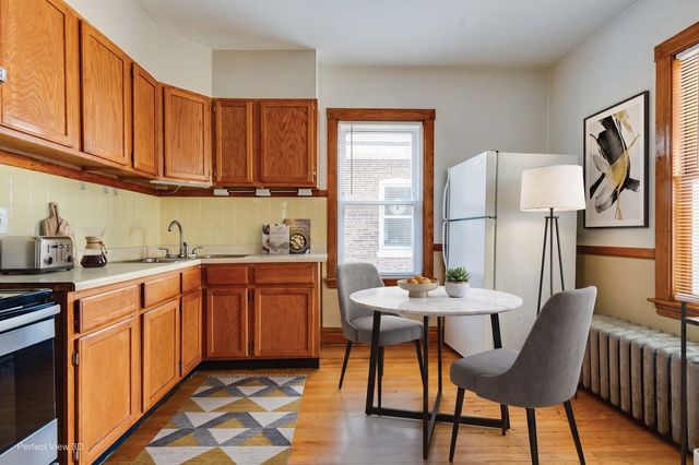 2452 N Menard Avenue, Chicago, IL 60639