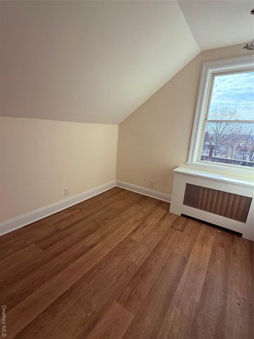 22 Regent Street, Port Chester, NY 10573