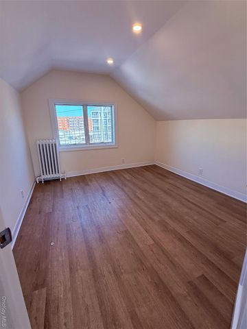 22 Regent Street, Port Chester, NY 10573