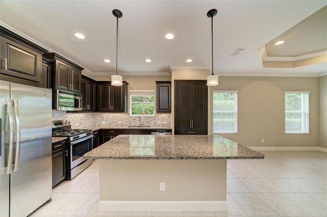1936 ORANGE LAKE COVE, Bradenton, FL 34211