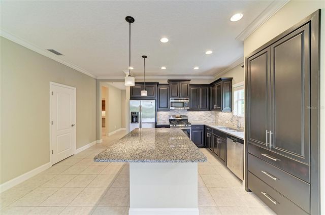 1936 ORANGE LAKE COVE, Bradenton, FL 34211