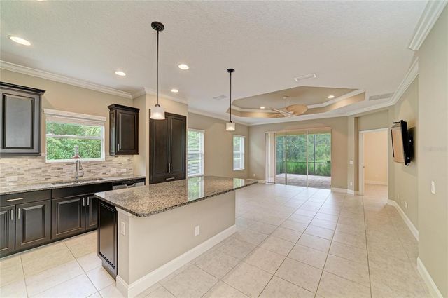 1936 ORANGE LAKE COVE, Bradenton, FL 34211