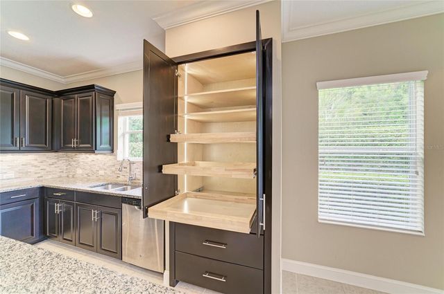 1936 ORANGE LAKE COVE, Bradenton, FL 34211