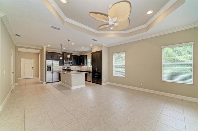 1936 ORANGE LAKE COVE, Bradenton, FL 34211